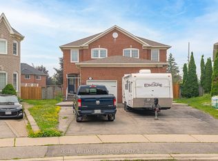 1458 Quest Cir, Mississauga, ON L5N 8B4