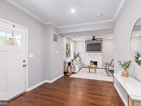 2nd image of 2910 Bayonne Ave
