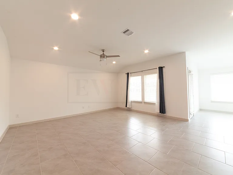 4010 Garver Grove Ln — Photo 20