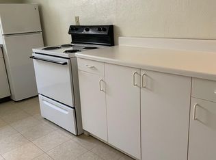 67 W Crystal Lake Ave APT B, Crystal Lake, IL 60014