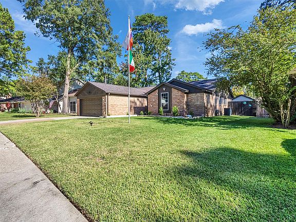 2nd image of 15102 Rolling Oaks Dr
