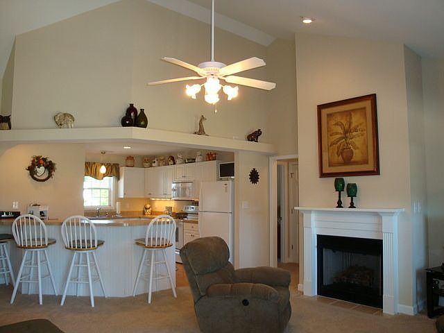 2nd image of 152 Quinn Hill Rd