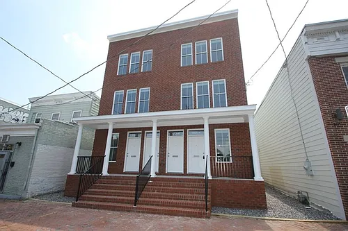 1505 W Cary St Photo 1