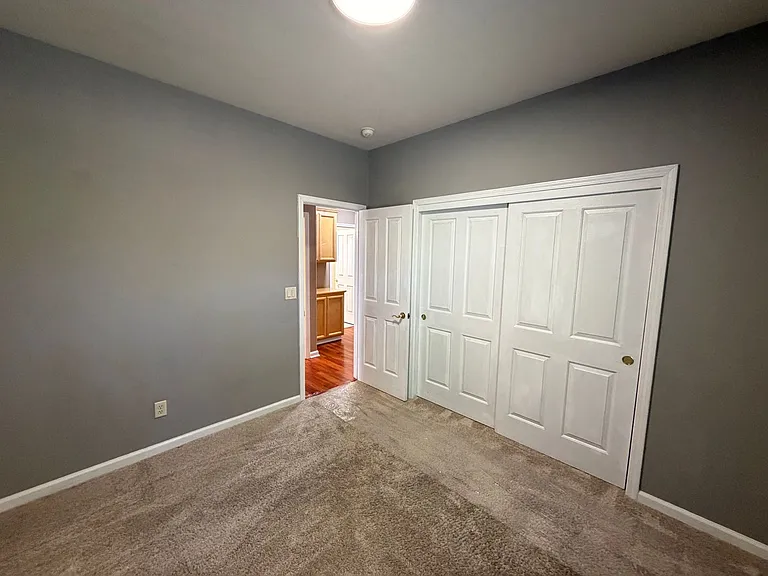 6425 Rabbit Hollow Way — Photo 18