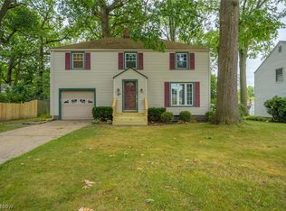 1758 Sunset Dr NE, Warren, OH