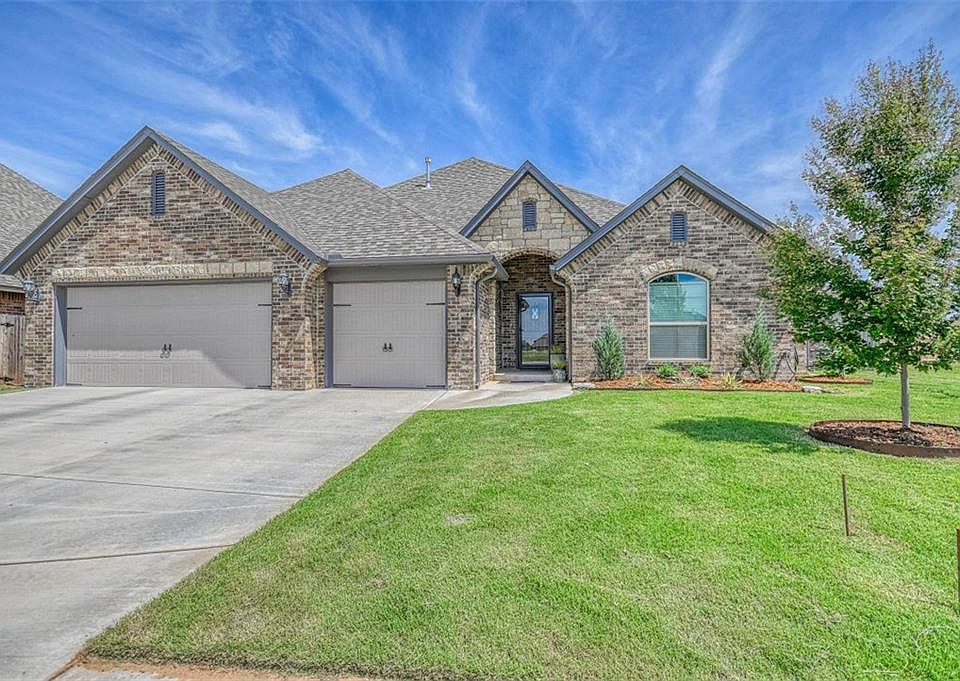 1st image of 5005 SW 128th Ct