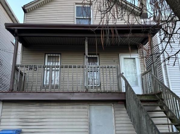 109 N 3Rd St, Paterson City, NJ 07522