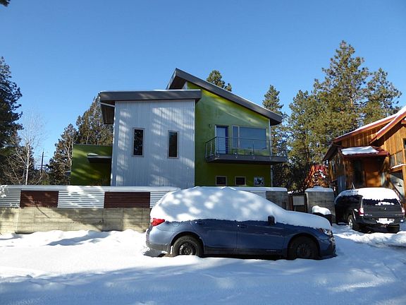 3rd image of 19909 Alderwood Cir