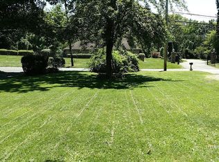 201 E Macada Rd, Bethlehem, PA 18017