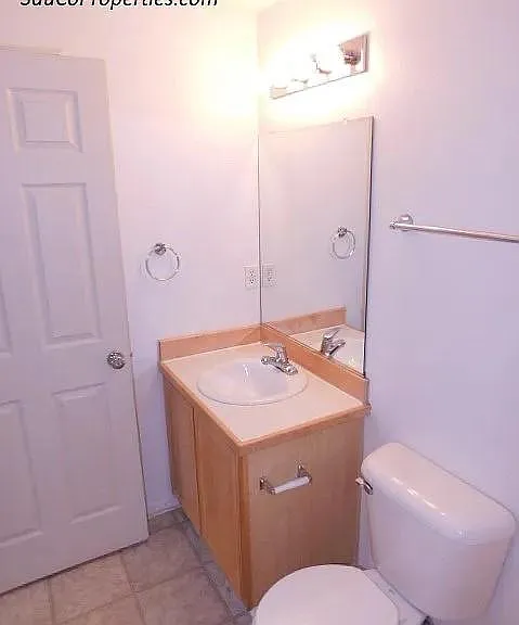8646 NE Hyde Park Ln — Photo 17