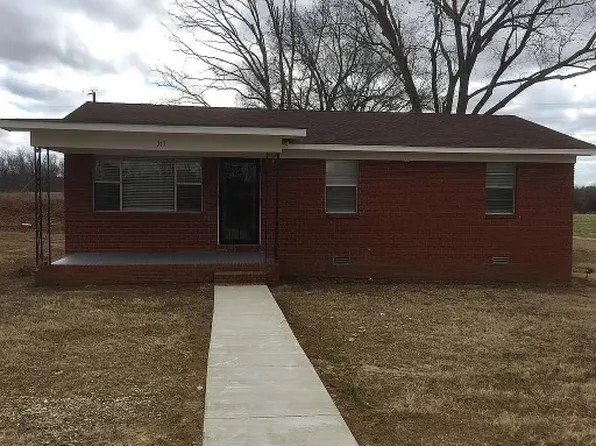 717 Melrose Rd, Covington, TN 38019