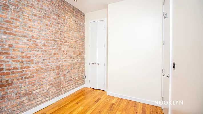 Rented by Nooklyn NYC LLC | media 10
