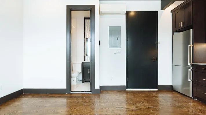 Rented by Nooklyn NYC LLC | media 7