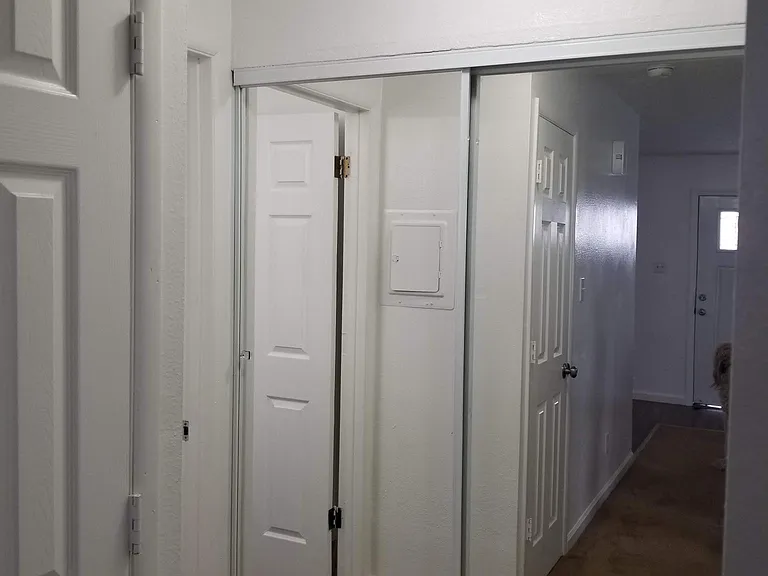 1025 Oak St #7 — Photo 10