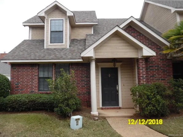 55 Meadow Creek Dr, Bossier City, LA 71111