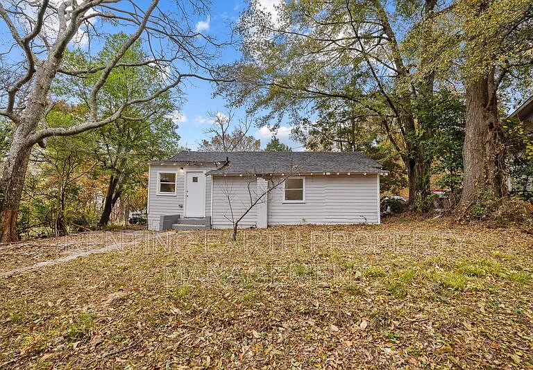 2113 Rambow Ave SW — Photo 5