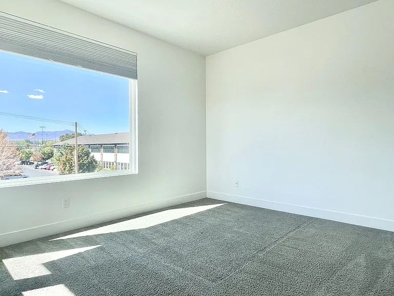 11108 S Owen Ridge Way — Photo 31