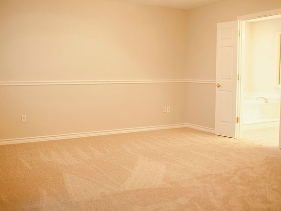 5th image of 10005 Sorrel Ct