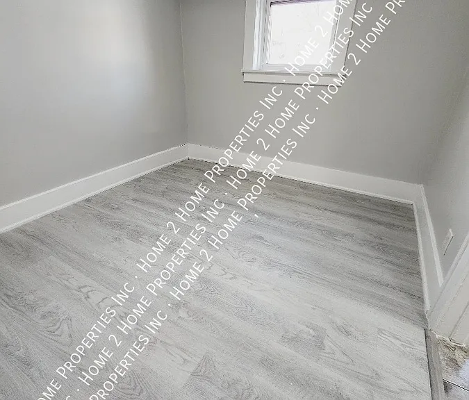 561 Parent Ave #10 — Photo 7