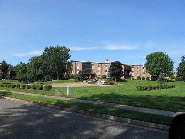 1st image of 2670 Oxford St N APT 210
