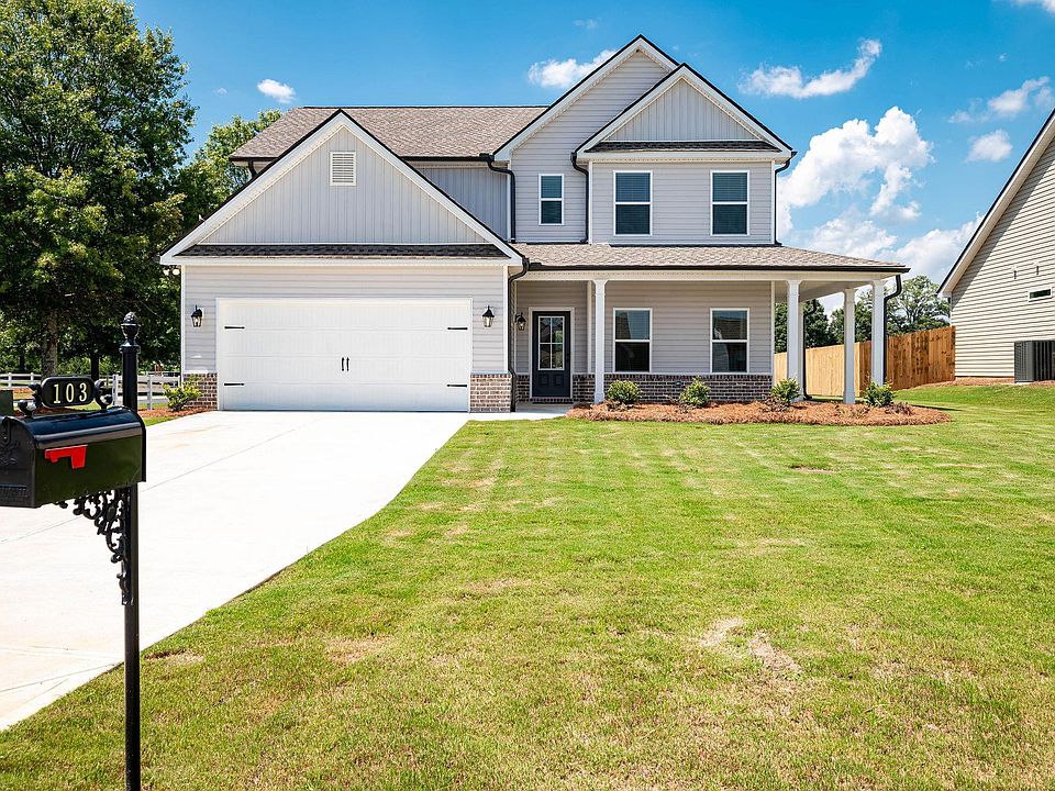 1st image of 103 Oakwood Dr