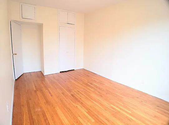 Rented by Compass | media 13