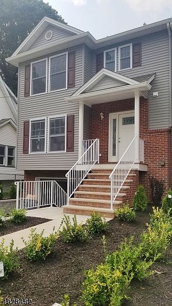 1st image of 215 Lindsley Ave