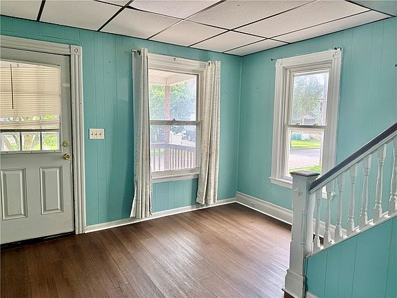 5th image of 29 Dellinger Ave