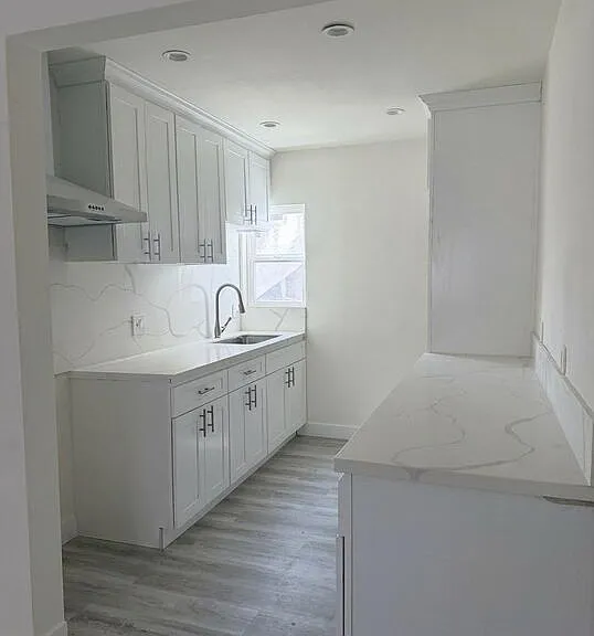 10218 Darby Ave #3 — Photo 2