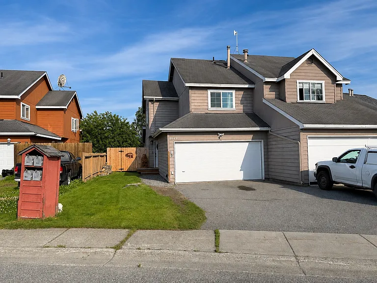 8849 Boom Cir — Photo 1