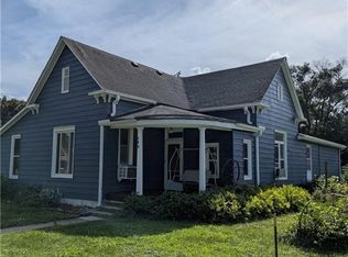 300 S Central St, Buckner, MO 64016
