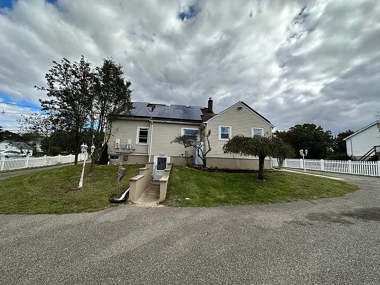 1114 Old Freehold Rd — Photo 37