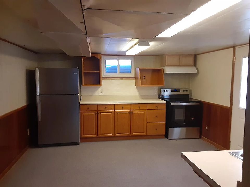 2nd image of 301 W Chenango Ave