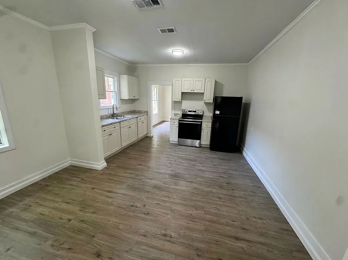 Building Photo - 611 Dauphin Island Pkwy