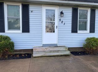 521 Mansur Ave, East Moline, IL 61244