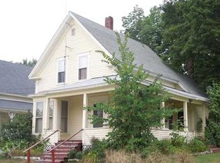 41 Payne St, Springvale, ME 04083