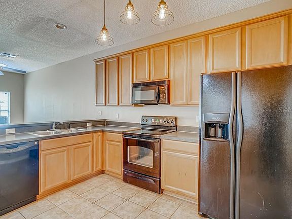 5th image of 2329 Bexley Pl