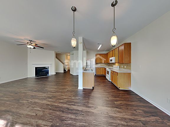 4th image of 1009 Skillbeck Rd