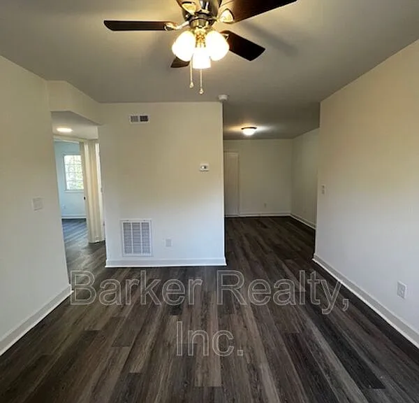 555-4 E Edenton St — Photo 36
