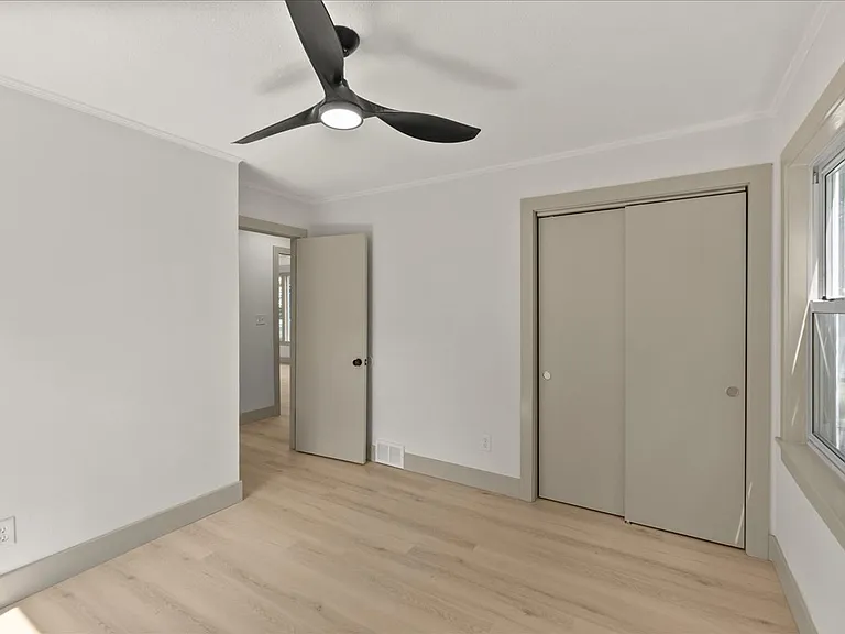 7522 High Dr — Photo 14