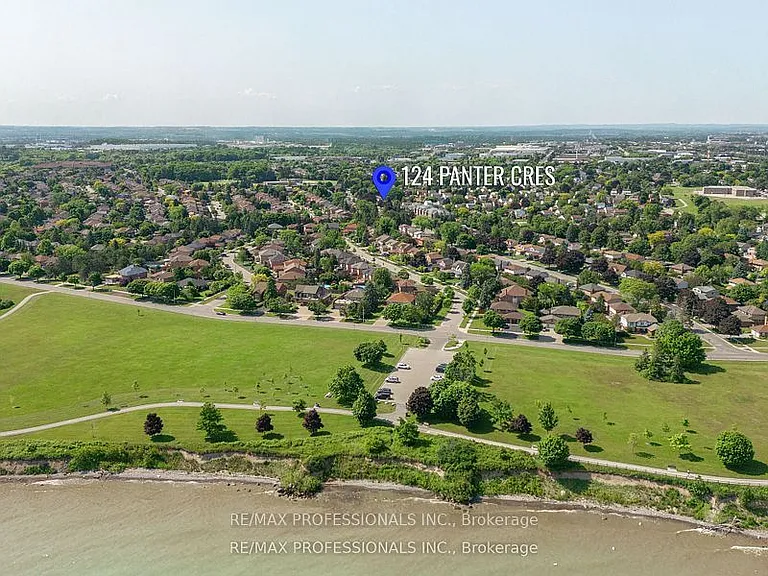 124 Panter Cres #LOWER — Photo 28