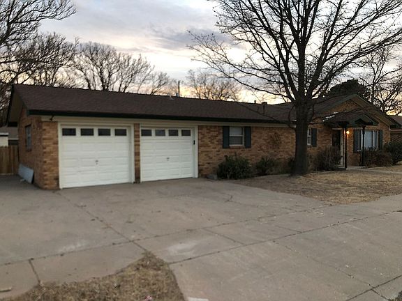 3rd image of 1001 E Albertson Dr
