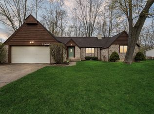 22005 Cass St, Farmington Hills, MI