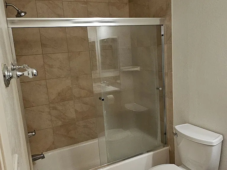 330 S Mentor Ave #209 — Photo 9