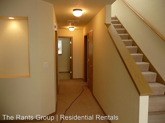 4th image of 6835 11th Ave NE