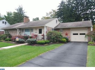 712 N Waverly St, Reading, PA 19607