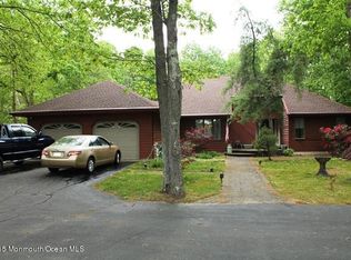 1022 Lakewood Farmingdale Rd, Howell, NJ 07731