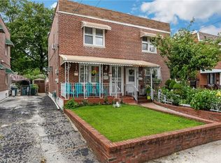 2563 Woodhull Ave, Bronx, NY 10469