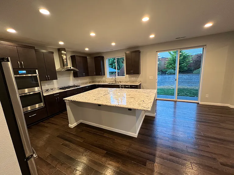 14014 Parkview Dr E — Photo 5
