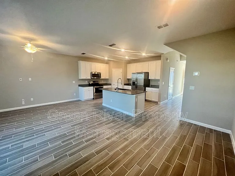 375 Boracay Cir — Photo 13